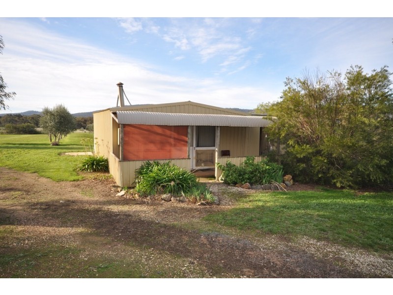53 Hudswell Rd, Landsborough VIC 3384
