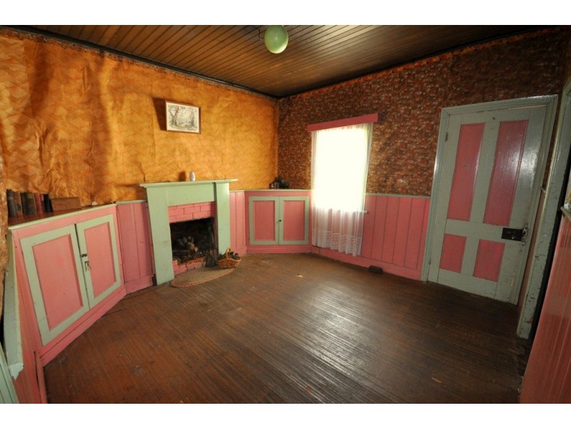 97 Sussex St, Linton VIC 3360