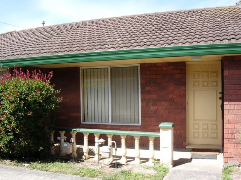 2/810 Humffray St Sth, Mount Pleasant VIC 3350