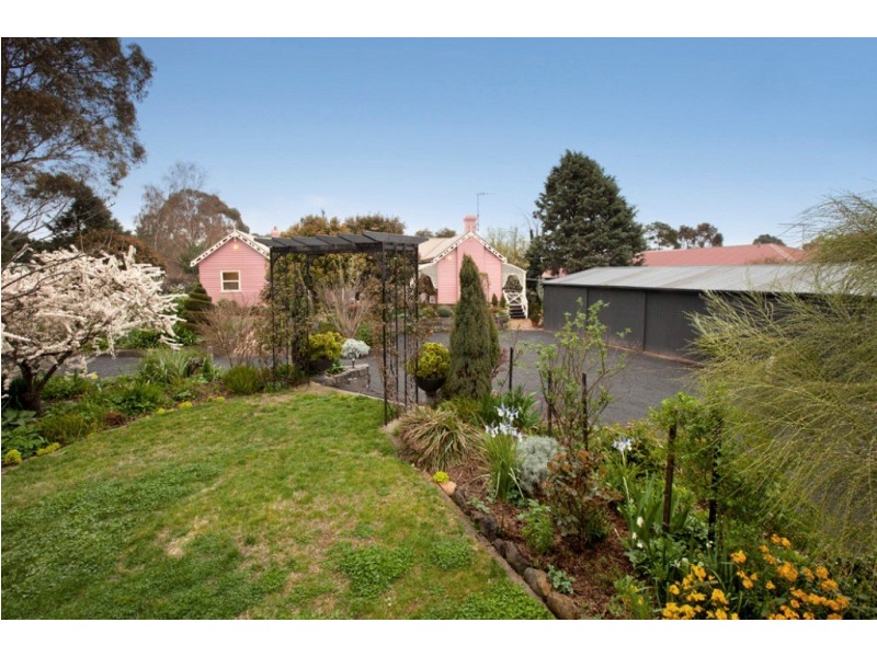 36 Inglis Street, Ballan VIC 3342