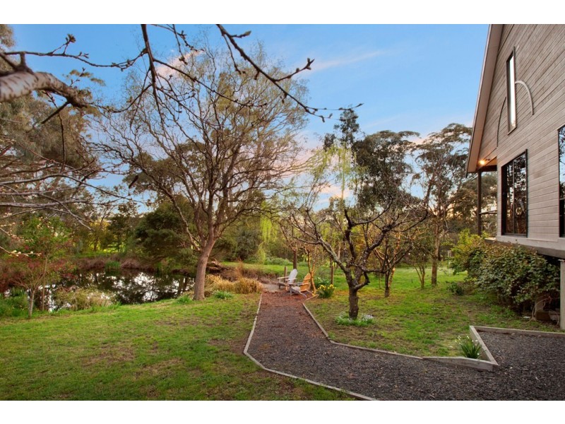 31 Blairs Lane, Ballarat East VIC 3350