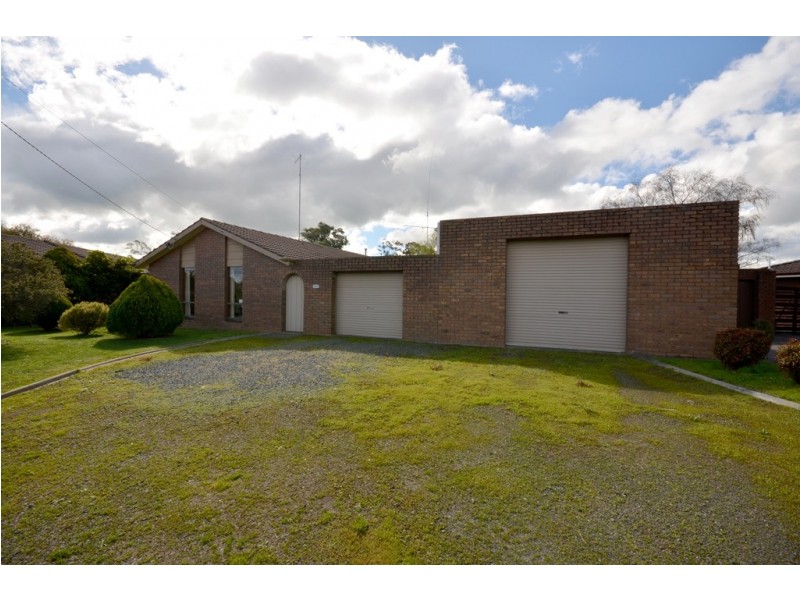 6 Goolwa Drive, Delacombe VIC 3356