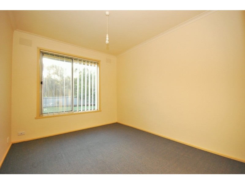 4/810 Humffray Street South, Mount Pleasant VIC 3350