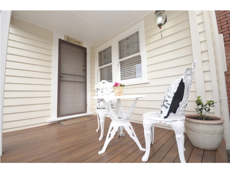 3 Nightingale Street, Newington VIC 3350