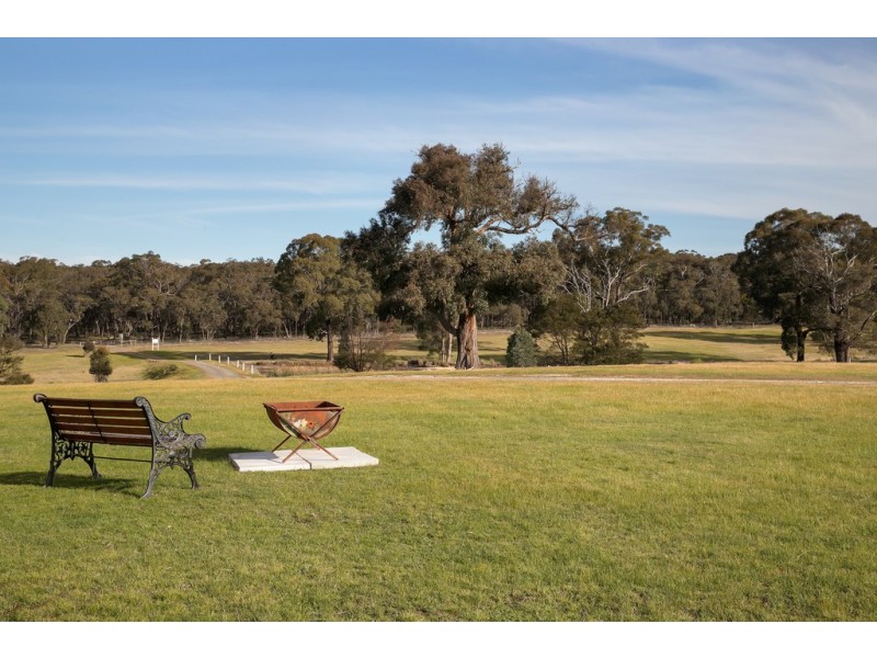 132 Rifle Butts Road, Beaufort VIC 3373