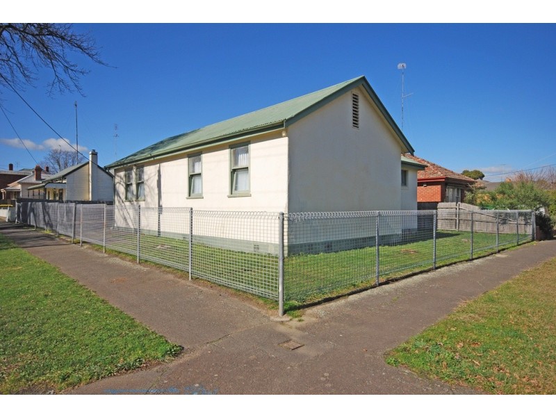 128 Clyde St, Soldiers Hill VIC 3350