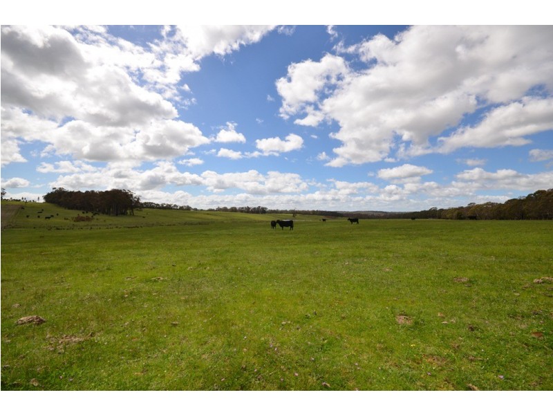 Lot 2 Junipers Rd, Haddon VIC 3351