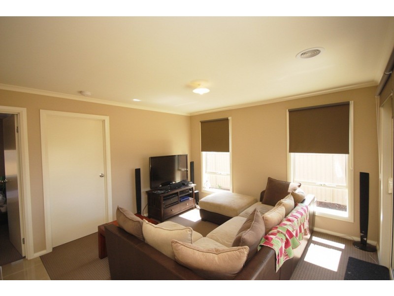 26b Dundas Street, Miners Rest VIC 3352