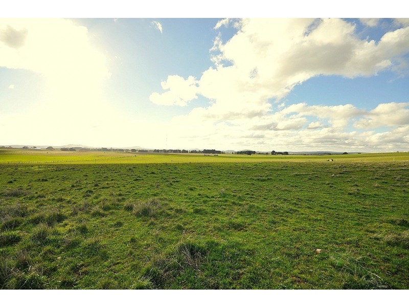Lot 2 Boundary Church Rd, Clarkes Hill VIC 3352