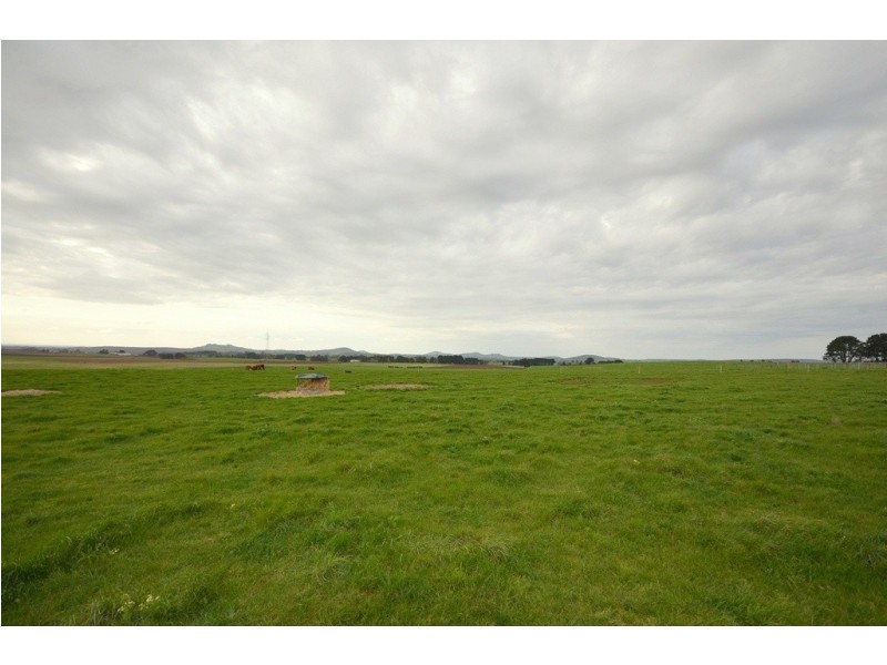 Lot 2 Boundary Church Rd, Clarkes Hill VIC 3352