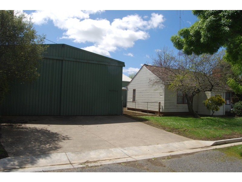 6 Valentine Street, Delacombe VIC 3356