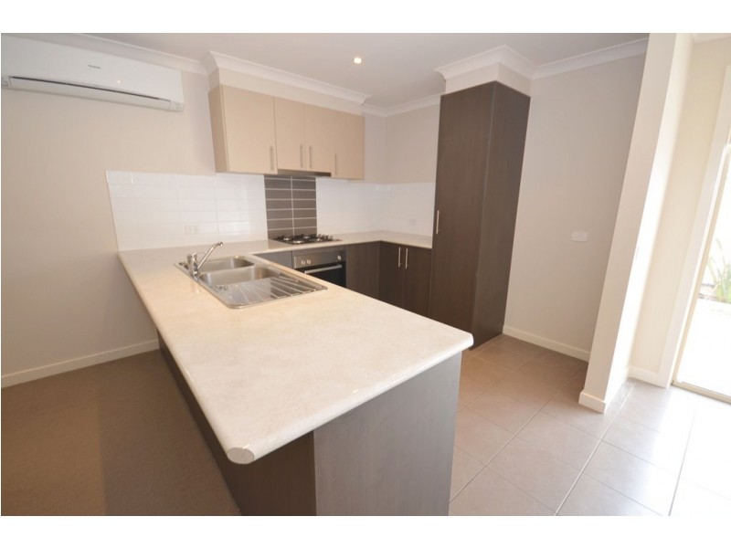 11/1 Gumdale Place, Sebastopol VIC 3356