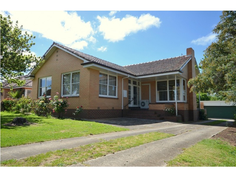 74 High Street, Lismore VIC 3324