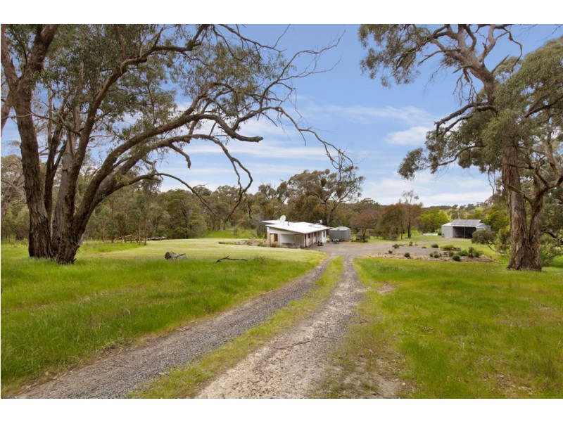 218 Dalgleishs Road, Beaufort VIC 3373