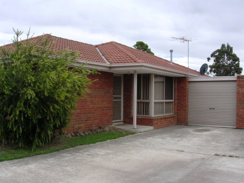 2/69 Victoria Street, Sebastopol VIC 3356