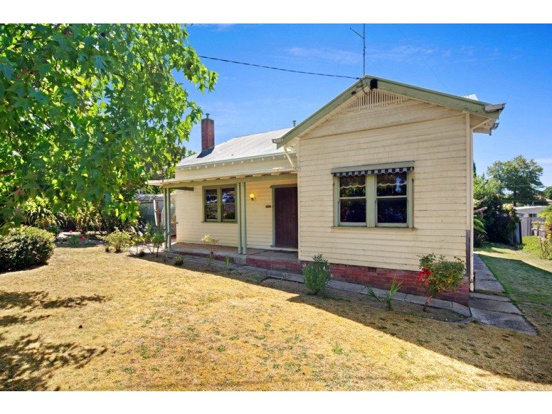 1122 Doveton Street North, Ballarat North VIC 3350