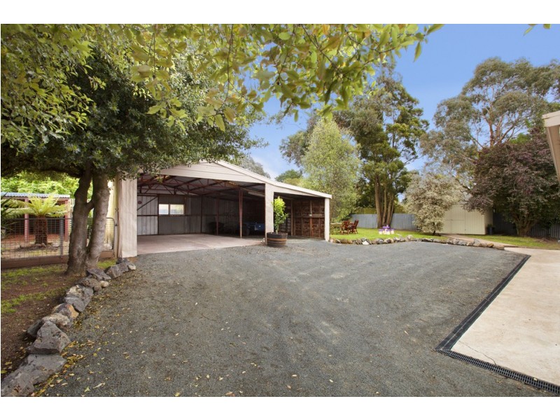 19 Duncan Street, Ballan VIC 3342