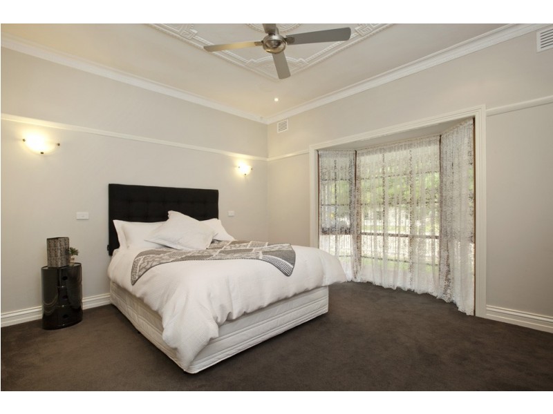 19 Duncan St, Ballan VIC 3342