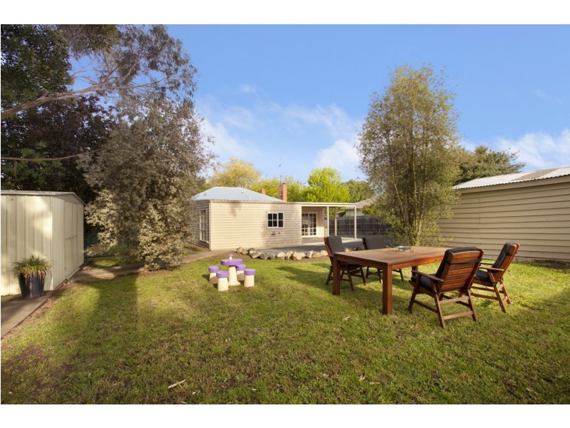 19 Duncan St, Ballan VIC 3342