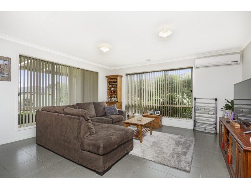 84 Waterford Drive, Miners Rest VIC 3352