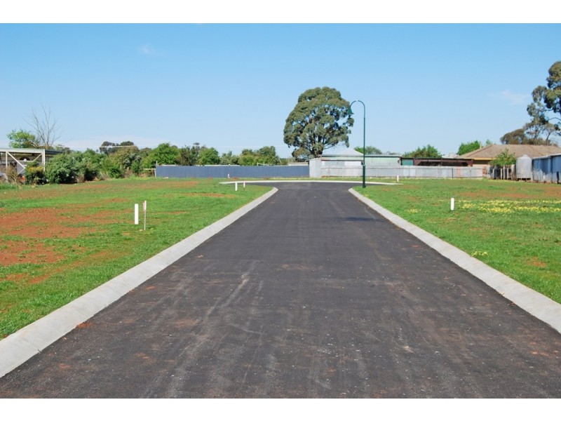 Lot 6/10-12 Creswick Street, Miners Rest VIC 3352