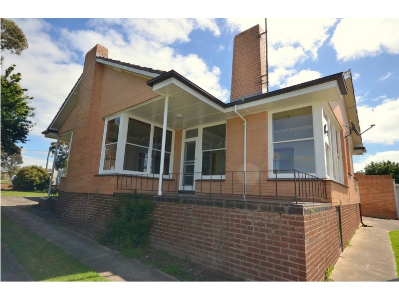 74 High St, Lismore VIC 3324