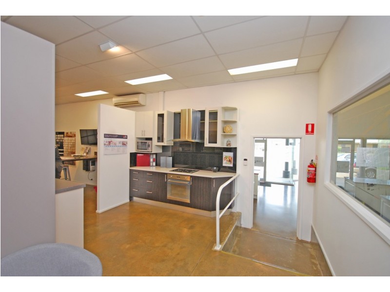 822 Latrobe Street, Delacombe VIC 3356