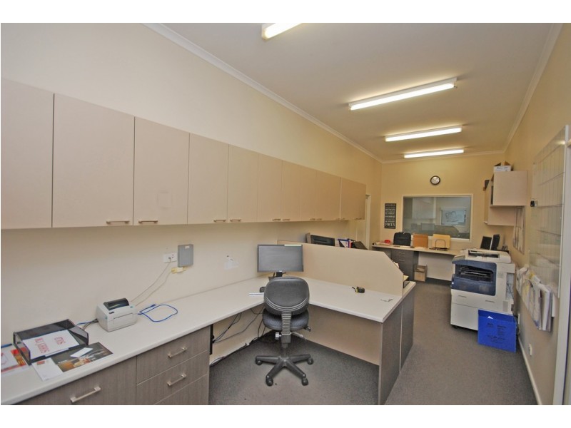 822 Latrobe Street, Delacombe VIC 3356