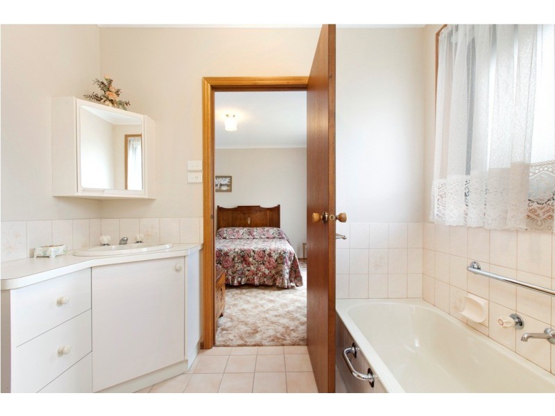 4/46 Arrandale Avenue, Alfredton VIC 3350