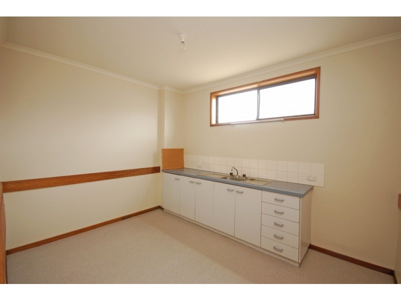 1/16 Wiltshire Lane, Delacombe VIC 3356