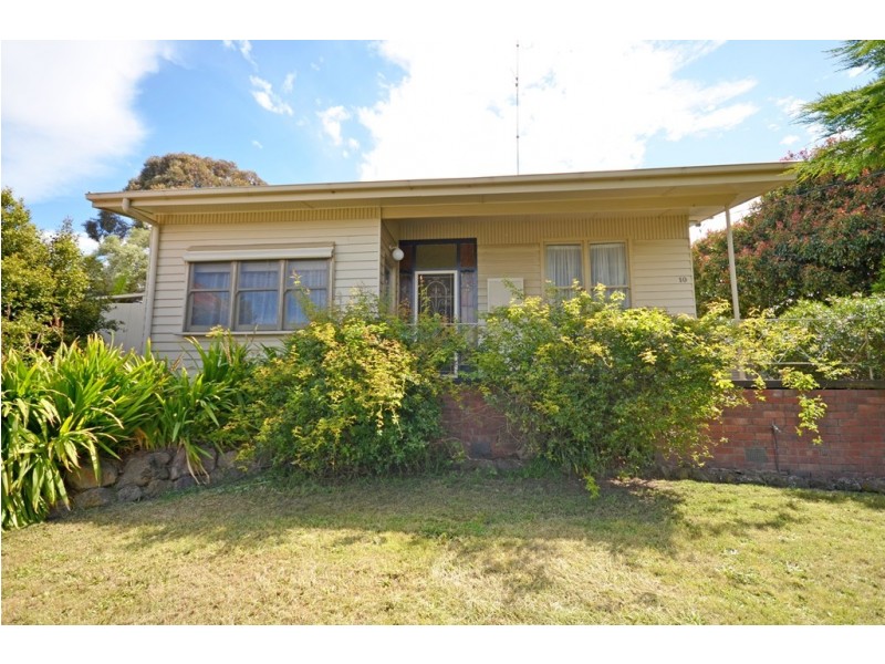 10 Young Street, Golden Point VIC 3350