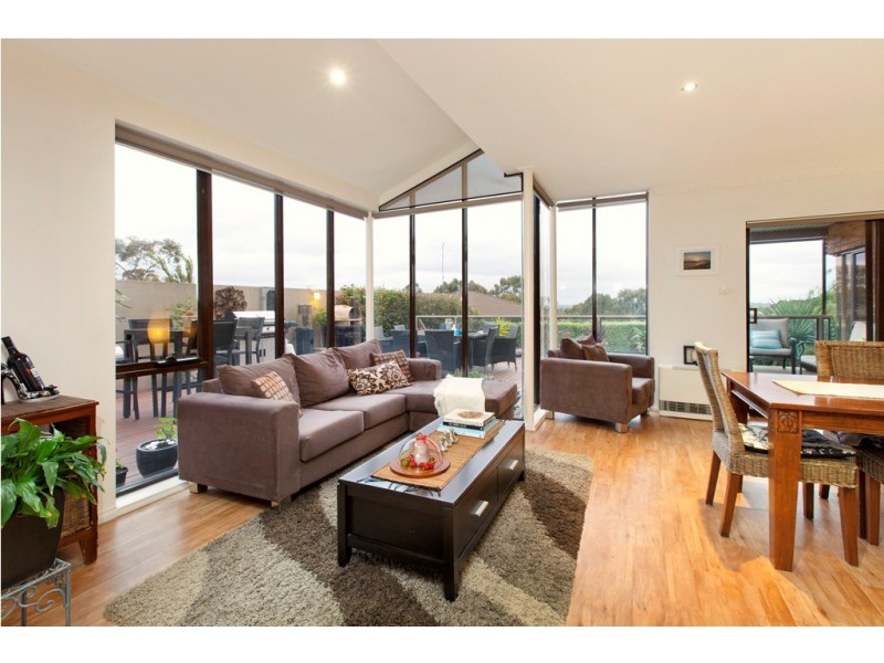 116 Duggan Street, Black Hill VIC 3350