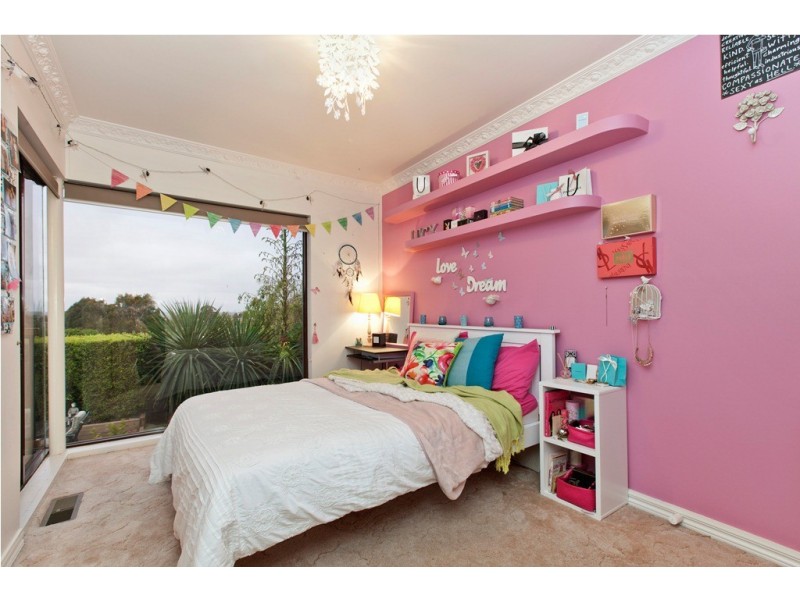 116 Duggan Street, Black Hill VIC 3350