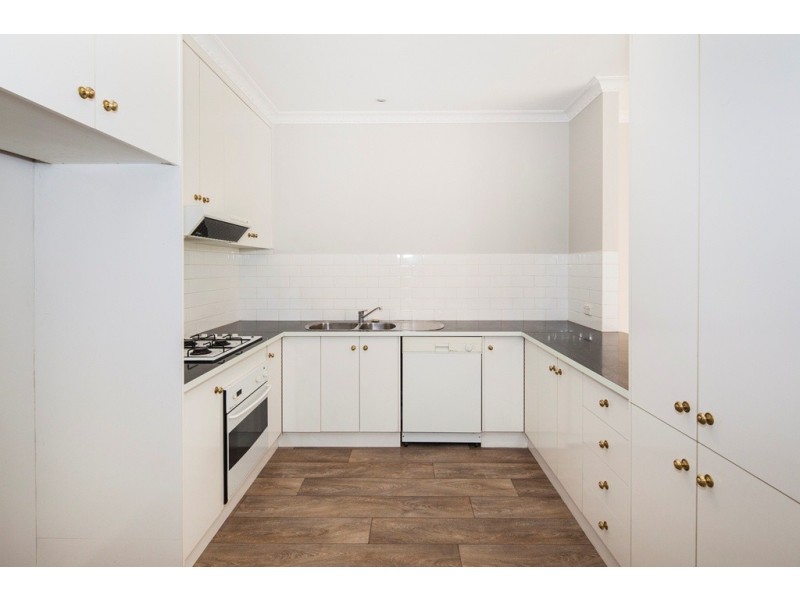 4/502 Lydiard Street North, Soldiers Hill VIC 3350