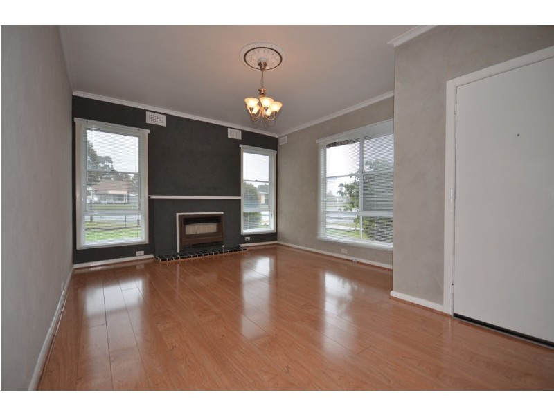 1216 Norman Street, Wendouree VIC 3355