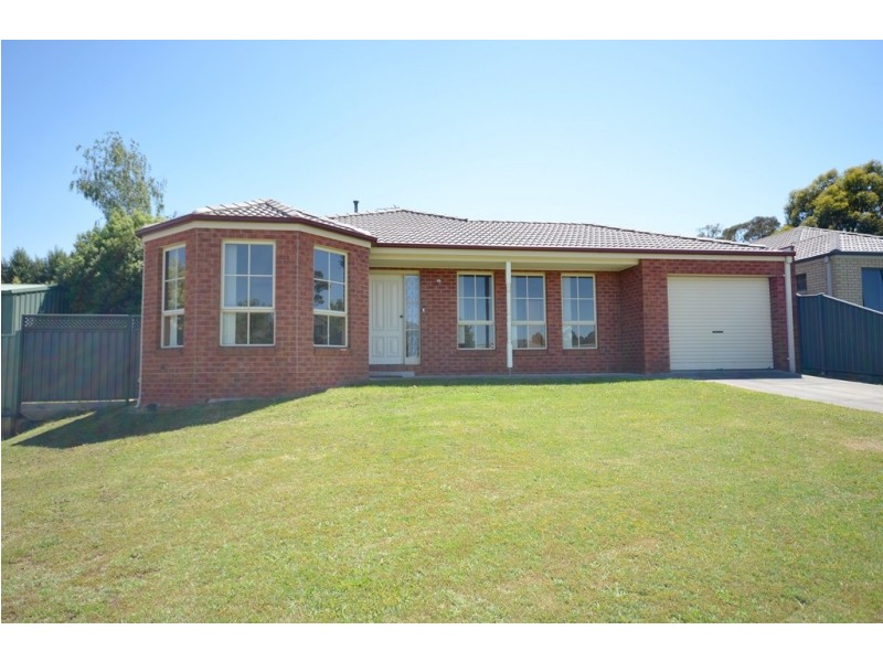 2 Mayfair Court, Mount Helen VIC 3350