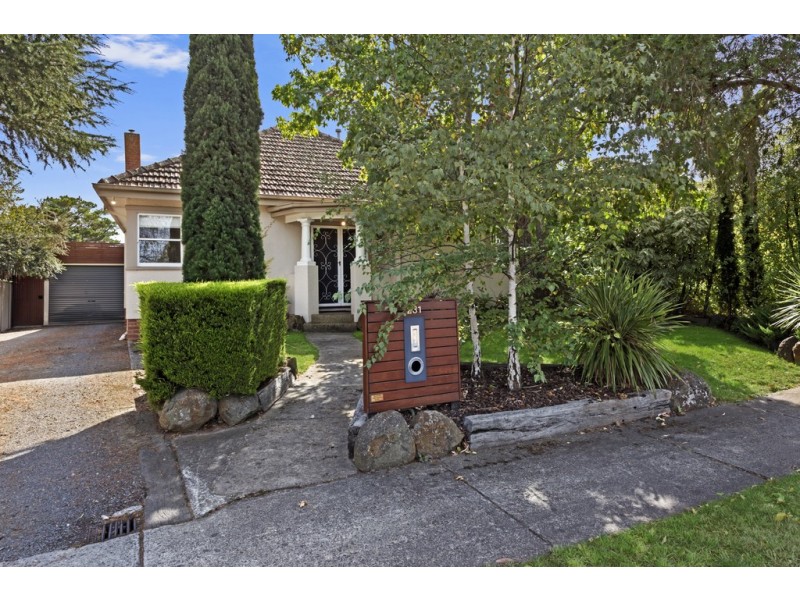 231 Scott Parade, Brown Hill VIC 3350