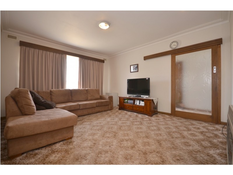 1107 Grevillea Road, Wendouree VIC 3355