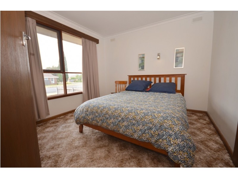 1107 Grevillea Road, Wendouree VIC 3355