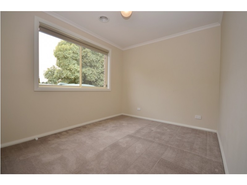 2a Dallas Avenue, Mount Clear VIC 3350