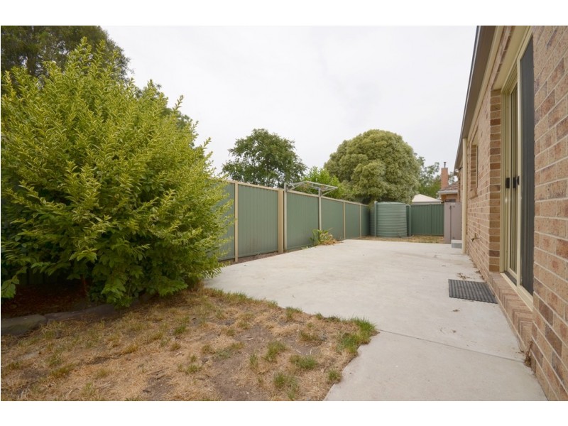 2a Dallas Avenue, Mount Clear VIC 3350