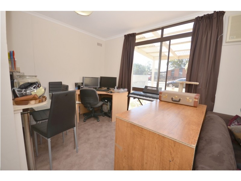 7 Hinkler Avenue, Sebastopol VIC 3356