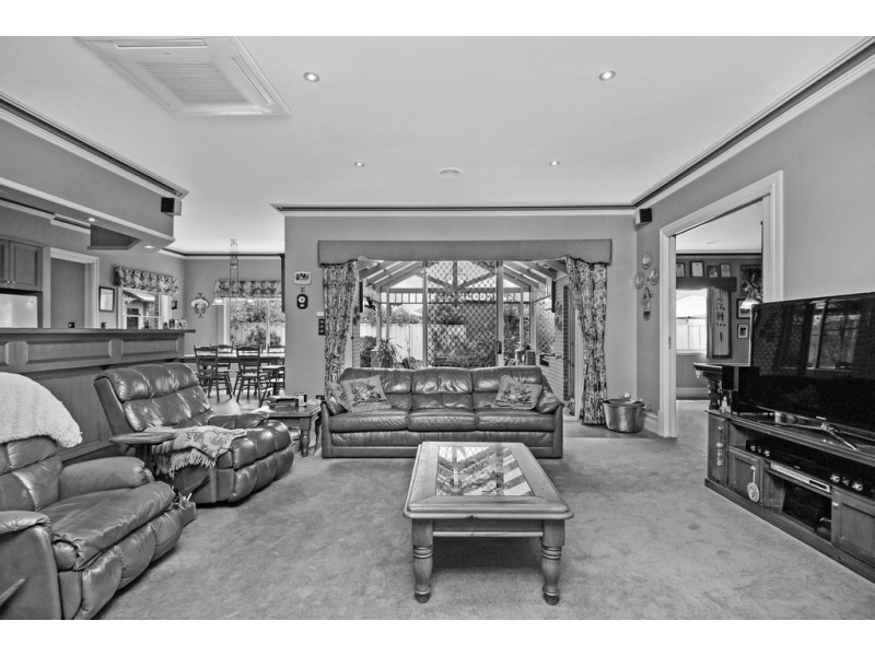 8 Ashbourne Court, Alfredton VIC 3350