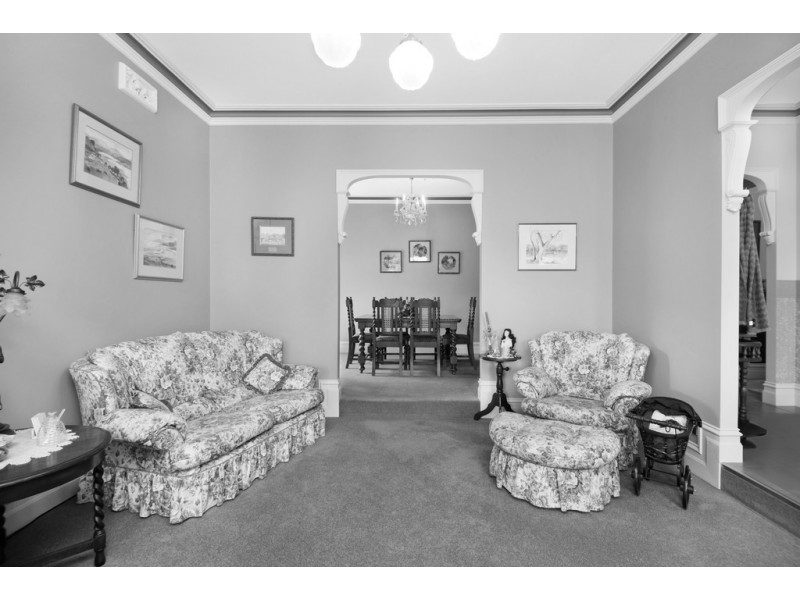 8 Ashbourne Court, Alfredton VIC 3350