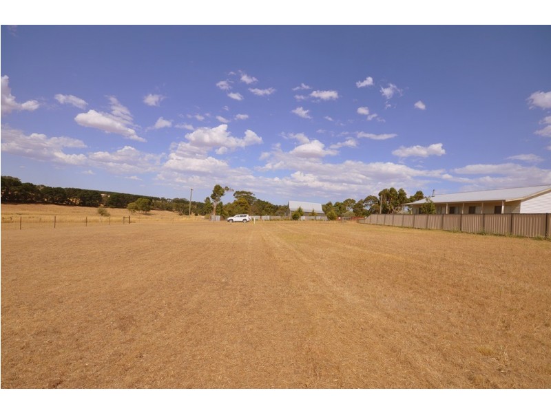 39 West Street, Lismore VIC 3324