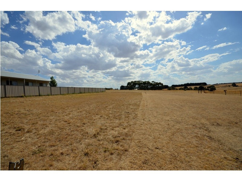 39 West Street, Lismore VIC 3324