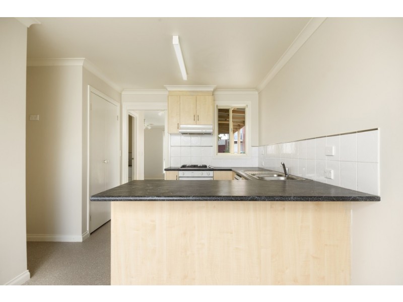 8 Bentley Place, Ballarat East VIC 3350