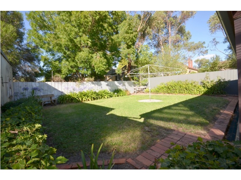 109 Cobden Street, Mount Pleasant VIC 3350