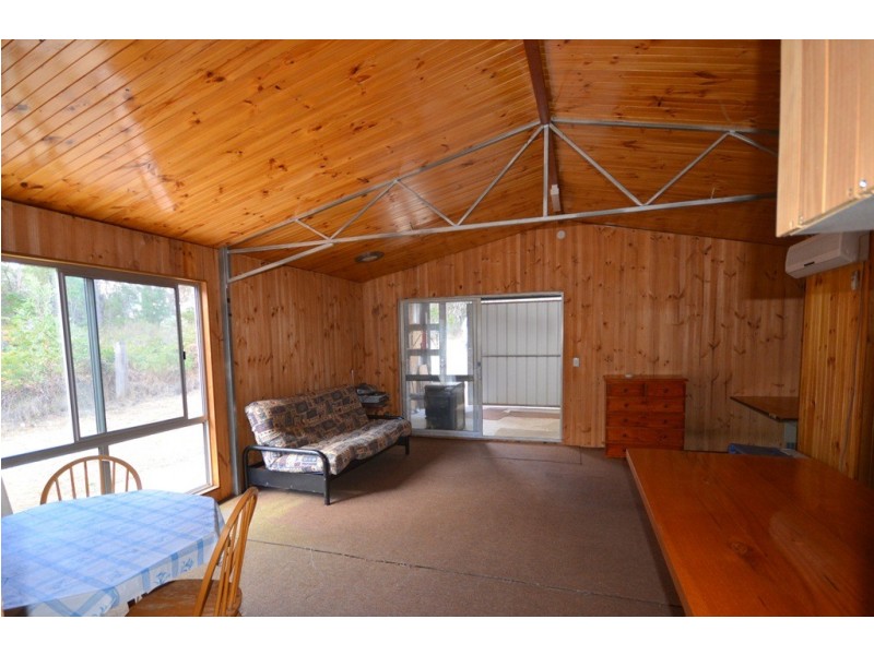 236 Rileys Road, Snake Valley VIC 3351
