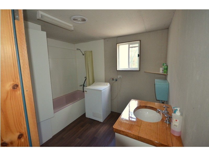 236 Rileys Road, Snake Valley VIC 3351